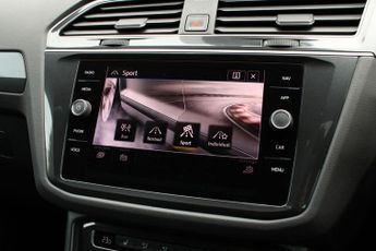 Volkswagen Tiguan 2.0 TSI R-Line DSG 4Motion Euro 6 (s/s) 5dr