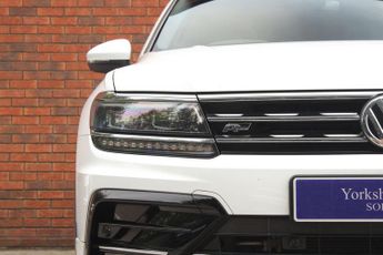 Volkswagen Tiguan 2.0 TSI R-Line DSG 4Motion Euro 6 (s/s) 5dr