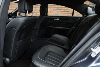 Mercedes-Benz CLS 2.1 CLS220d AMG Line Coupe G-Tronic+ Euro 6 (s/s) 4dr