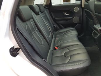 Land Rover Range Rover Evoque 2.2 SD4 Pure 5dr Auto [Tech Pack]