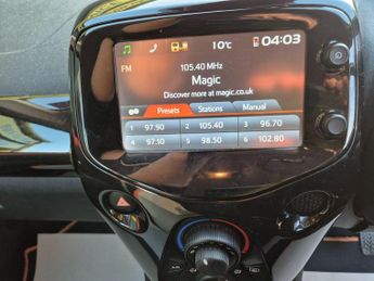 Toyota Aygo 1.0 VVT-i X-Cite 5dr x-shift