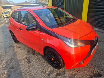 Toyota Aygo 1.0 VVT-i X-Cite 5dr x-shift