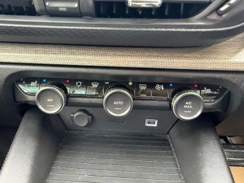 Citroen C5 X 1.6 PureTech Shine Plus EAT8 Euro 6 (s/s) 5dr