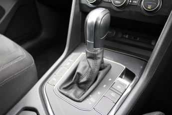 Volkswagen Tiguan 2.0 TDi 150 SEL 5dr DSG