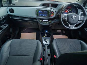 Toyota Yaris 1.5 VVT-i Hybrid T Spirit 5dr CVT
