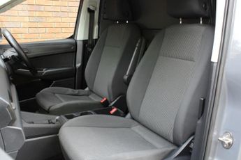 Volkswagen Caddy 2.0 TDI C20 Commerce Plus DSG SWB Euro 6 (s/s) 5dr