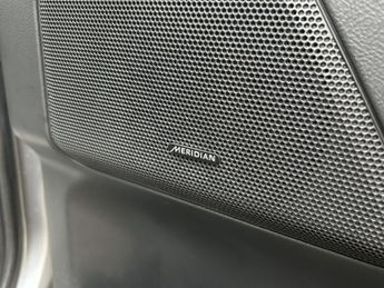 LAND ROVER FREELANDER DIESEL ESTATE 2.2 SD4 SE TECH 5DR Automatic