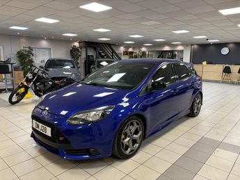 Ford Focus 2.0 ST-2 5DR Manual