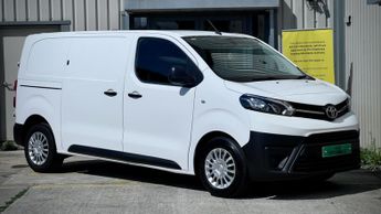 Toyota Proace 2.0 L2 ICON Manual