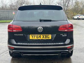 VOLKSWAGEN TOUAREG 3.0 V6 R-LINE TDI BLUEMOTION TECHNOLOGY 5DR Automatic