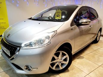 Peugeot 208 1.2 STYLE 5DR Manual