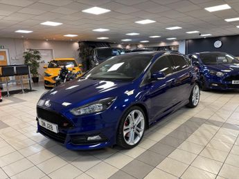 Ford Focus 2.0 ST-2 5DR Manual