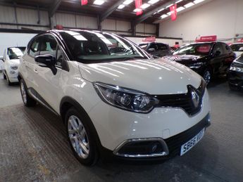 Renault Captur 1.5 DYNAMIQUE NAV DCI 5DR Manual