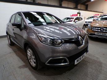 Renault Captur 1.5 DYNAMIQUE NAV DCI 5DR Manual