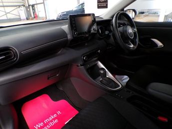 TOYOTA YARIS DESIGN FHEV 1.5 DESIGN FHEV 5DR CVT