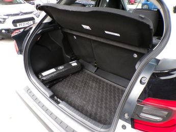 TOYOTA YARIS DESIGN FHEV 1.5 DESIGN FHEV 5DR CVT