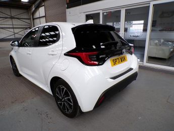 TOYOTA YARIS DESIGN FHEV 1.5 DESIGN FHEV 5DR CVT