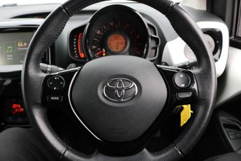 TOYOTA AYGO HATCHBACK 1.0 VVT-I X-PRESS X-SHIFT 5DR Semi Automatic