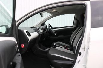 TOYOTA AYGO HATCHBACK 1.0 VVT-I X-PRESS X-SHIFT 5DR Semi Automatic