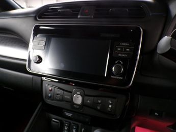 NISSAN LEAF TEKNA 5DR Automatic