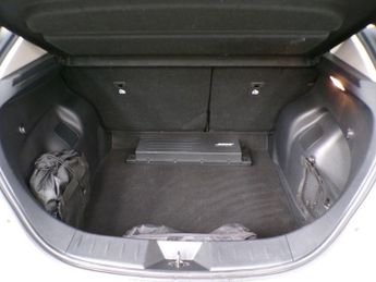 NISSAN LEAF TEKNA 5DR Automatic
