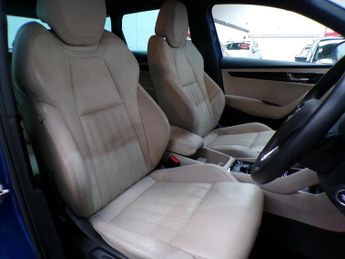 SKODA KAROQ 1.5 SE L TSI DSG 5DR Semi Automatic
