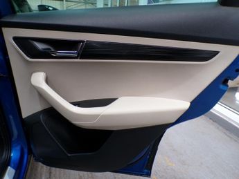 SKODA KAROQ 1.5 SE L TSI DSG 5DR Semi Automatic