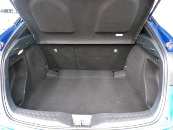 TOYOTA C-HR 1.8 DYNAMIC 5DR CVT