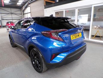 TOYOTA C-HR 1.8 DYNAMIC 5DR CVT
