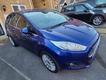 Ford Fiesta 1.6 TITANIUM 3DR Semi Automatic