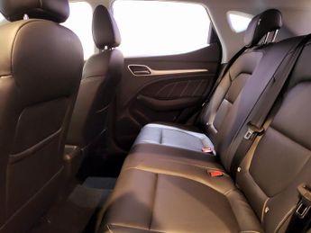 MG MG ZS EXCLUSIVE 1.0 EXCLUSIVE 5DR Automatic