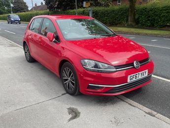 Volkswagen Golf TDi 1.6 SE NAVIGATION TDI BLUEMOTION TECHNOLOGY DSG 5DR Semi Automat