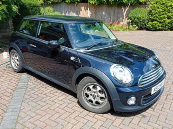 MINI Hatch 1.6 ONE 3DR Manual