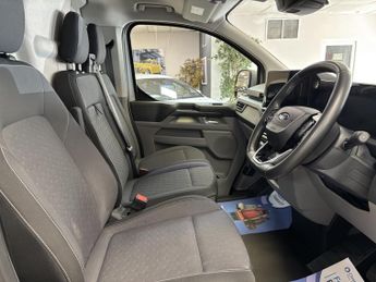 FORD TRANSIT CUSTOM 300 LIMITE 2.0 300 LIMITED L1H1 P/V ECOBLUE Automatic