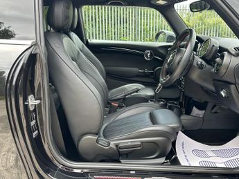 MINI HATCH JOHN COOPER WORKS 2.0 JOHN COOPER WORKS 3DR Automatic