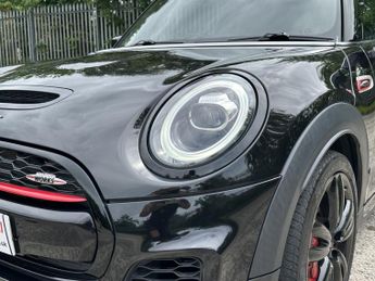 MINI HATCH JOHN COOPER WORKS 2.0 JOHN COOPER WORKS 3DR Automatic