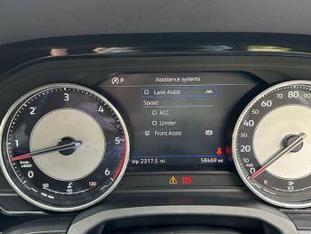 VOLKSWAGEN TOUAREG 3.0 V6 R-LINE TDI 5DR Automatic