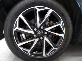 TOYOTA YARIS DESIGN FHEV 1.5 DESIGN FHEV 5DR CVT