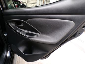 TOYOTA YARIS DESIGN FHEV 1.5 DESIGN FHEV 5DR CVT