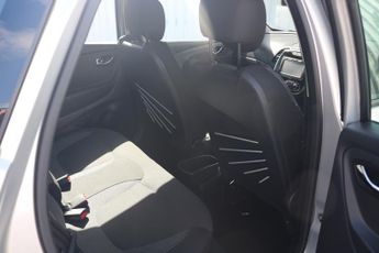 RENAULT CAPTUR DYNAMIQUE NAV TCE  1.2 DYNAMIQUE NAV TCE 5DR Semi Automatic