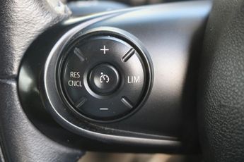 MINI HATCH COOPER D DIESEL HAT 1.5 COOPER D 3DR Automatic