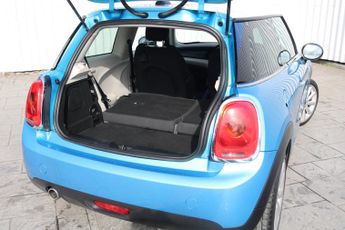 MINI HATCH COOPER D DIESEL HAT 1.5 COOPER D 3DR Automatic