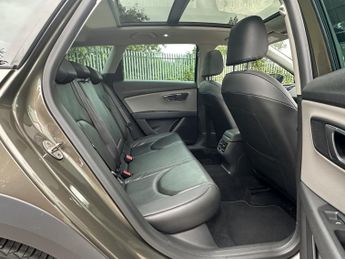 SEAT LEON X-PERIENCE TDI SE TE 2.0 X-PERIENCE TDI SE TECHNOLOGY DSG 5DR Semi Automatic