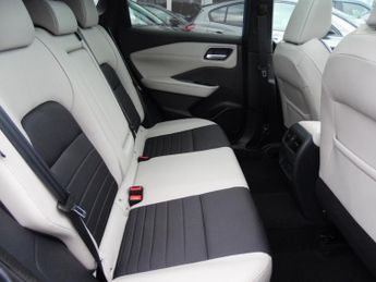 NISSAN QASHQAI 1.3 DIG-T TEKNA DCT MHEV 5DR CVT