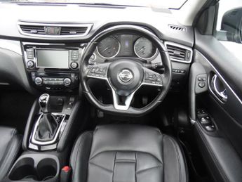 NISSAN QASHQAI 1.3 DIG-T N-MOTION DCT 5DR AUTOMATIC