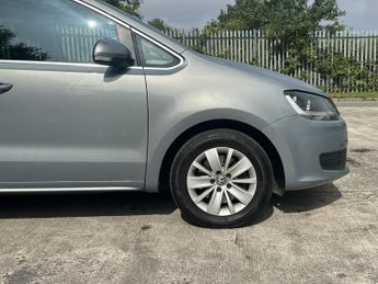 VOLKSWAGEN SHARAN SE TDI DSG 2.0 SE TDI DSG 5DR Semi Automatic