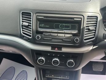 VOLKSWAGEN SHARAN SE TDI DSG 2.0 SE TDI DSG 5DR Semi Automatic