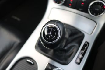 MERCEDES-BENZ SLK SLK250 CDI BLUEEFFICI 2.1 SLK250 CDI BLUEEFFICIENCY AMG SPORT 2DR Automatic