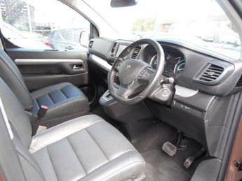 PEUGEOT TRAVELLER BUSINESS VIP 5DR AUTOMATIC