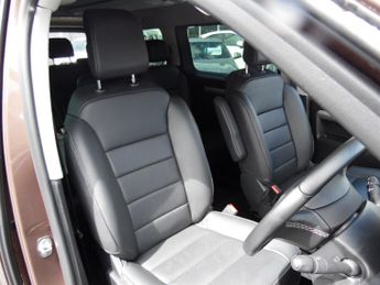 PEUGEOT TRAVELLER BUSINESS VIP 5DR AUTOMATIC